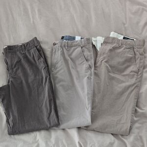 Banana Republic Men's Pants - Brown, Beige, Tan - Size 33x34 - Lot Of 3